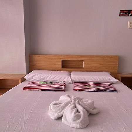 Ging-Ging Tourist Inn Badian Kültér fotó