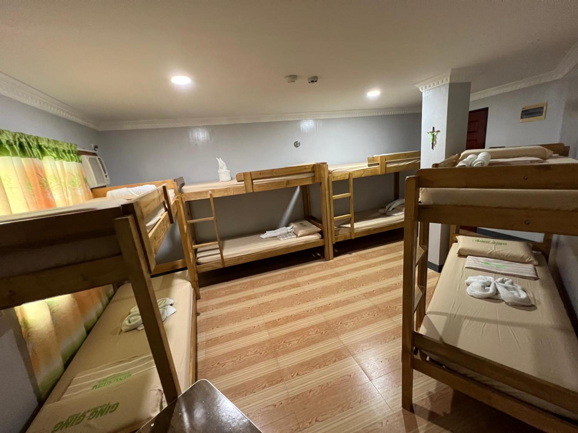 Ging-Ging Tourist Inn Badian Kültér fotó