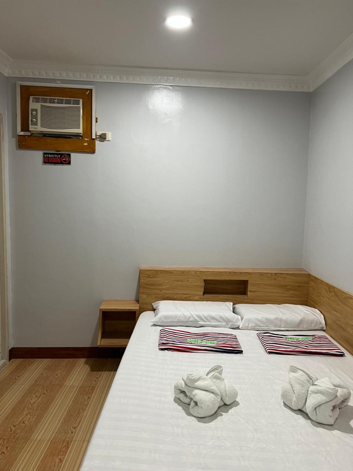 Ging-Ging Tourist Inn Badian Kültér fotó