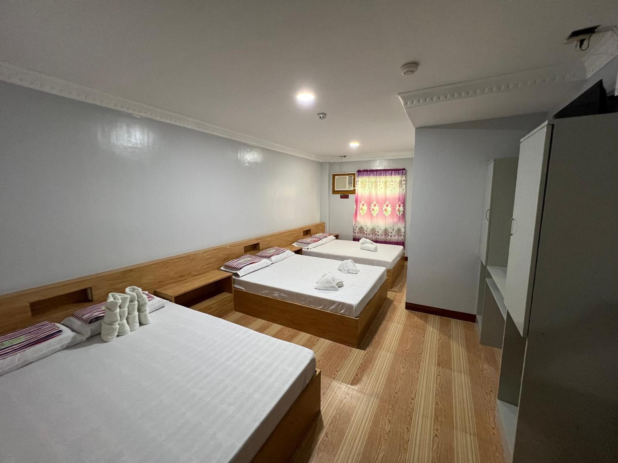 Ging-Ging Tourist Inn Badian Kültér fotó