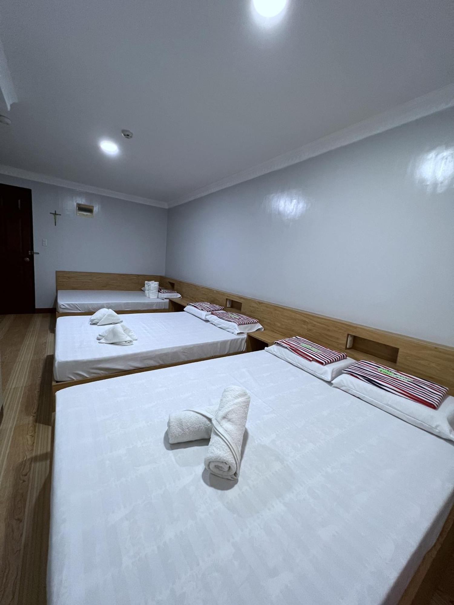 Ging-Ging Tourist Inn Badian Kültér fotó