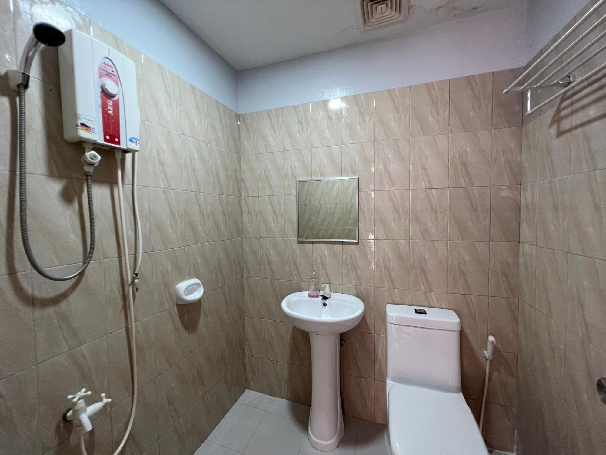 Ging-Ging Tourist Inn Badian Kültér fotó